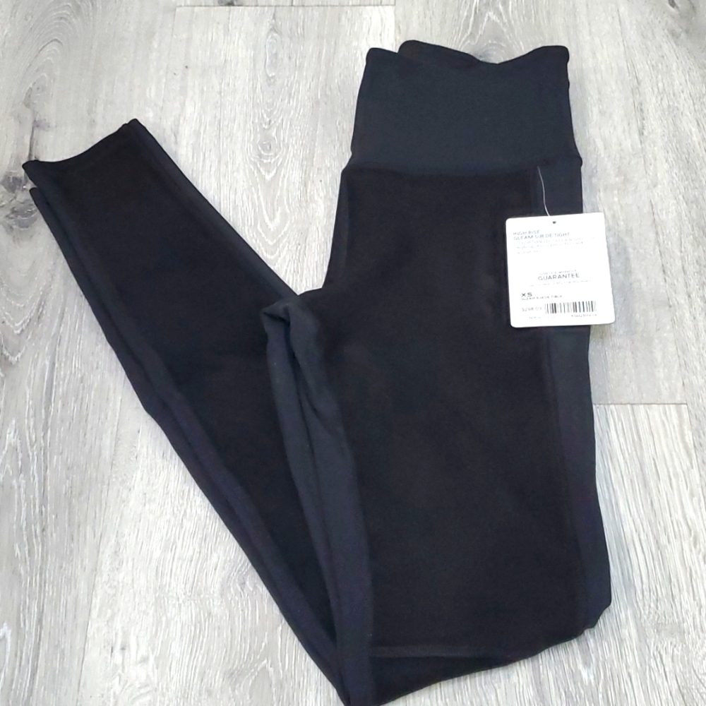 Athleta high rise gleam suede tight in size xs NWT